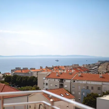 Sea View Apartment